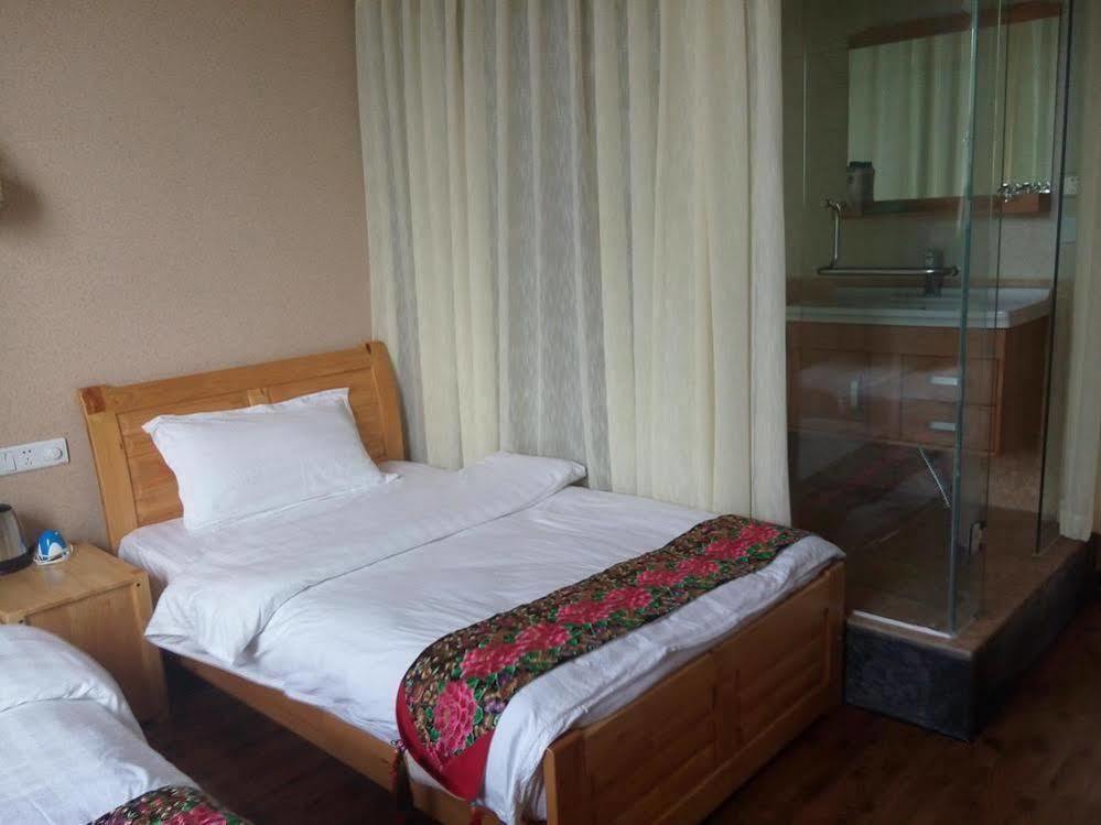 Shuanglang Jinxiangyuan Hotel Dali Shuanglang ภายนอก รูปภาพ